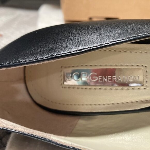 BCBGeneration high heel Black Pumps - Picture 3 of 5